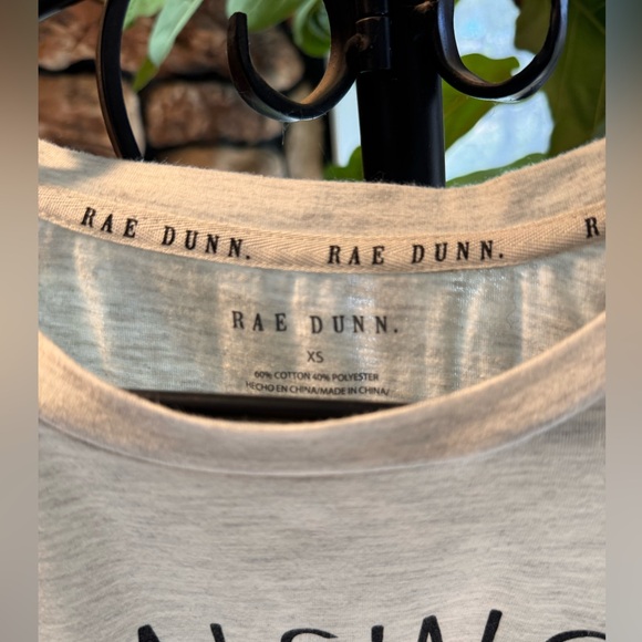 T Shirt - Picture 2 of 3